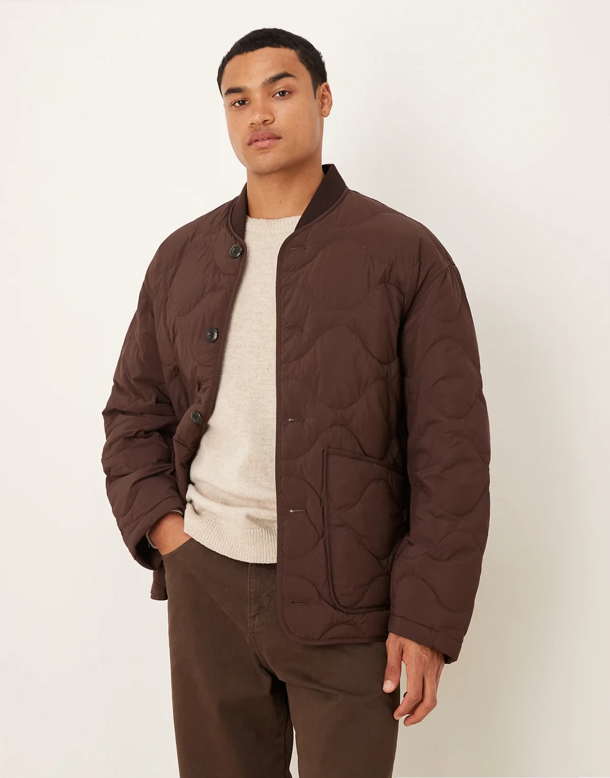 quilted jacket with ribbed collar in brown