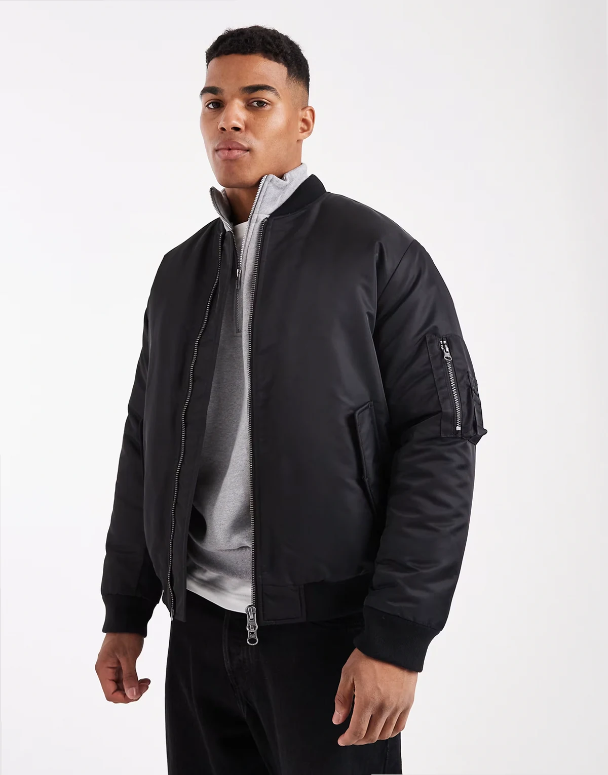 – ma1 – Schwarze Bomberjacke