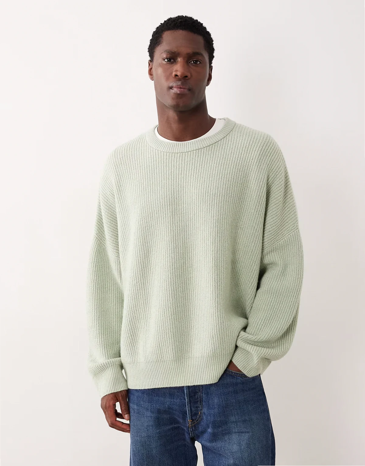 – Super-Oversize-Strickpullover in Salbeigrün mit Patentmuster und Rundhalsausschnitt