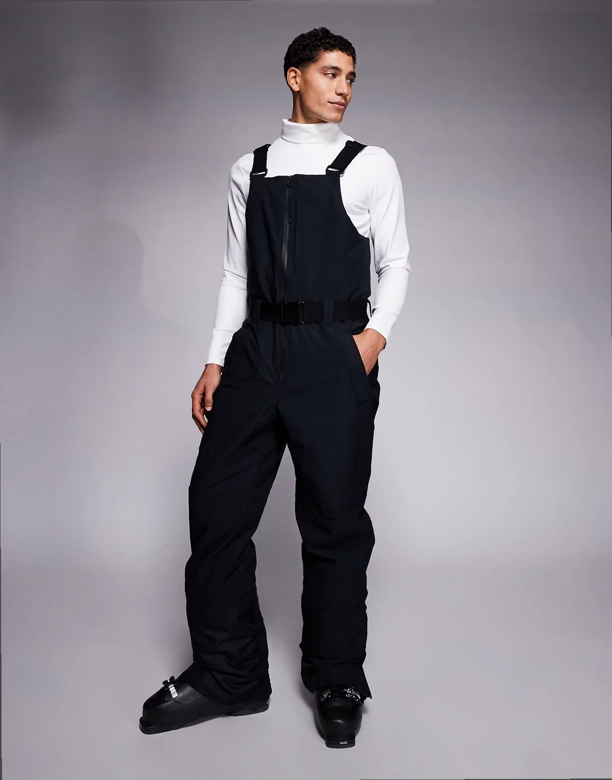 ASOS 4505 Ski – Wodoodporne izolujące czarne ogrodniczki narciarskie