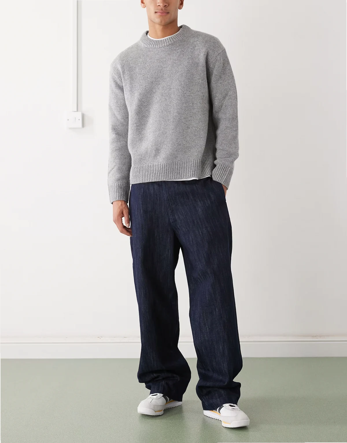 – Chino Fit Jeans in blauer strukturierter Rinse-Waschung