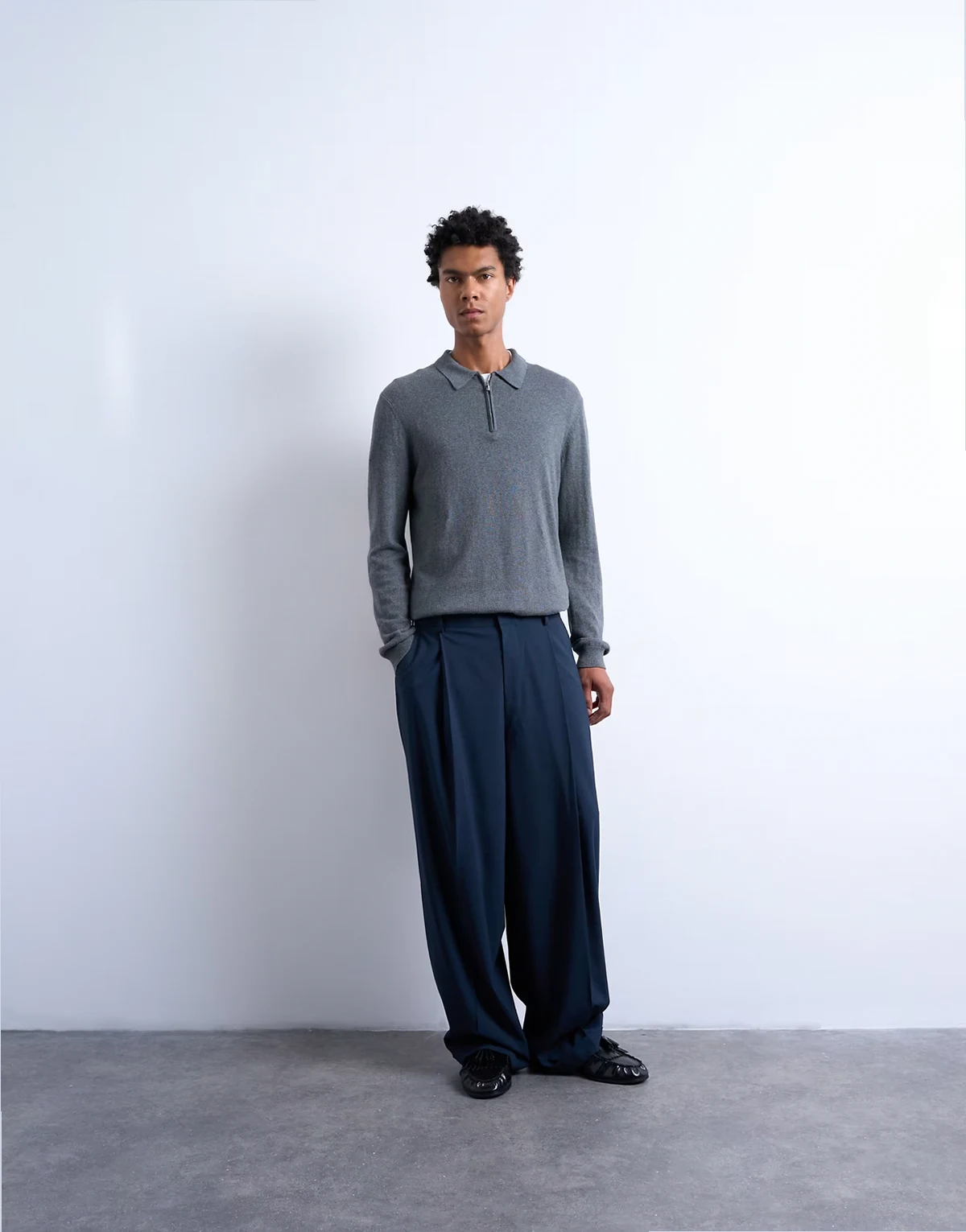 relaxed smart pants in navy