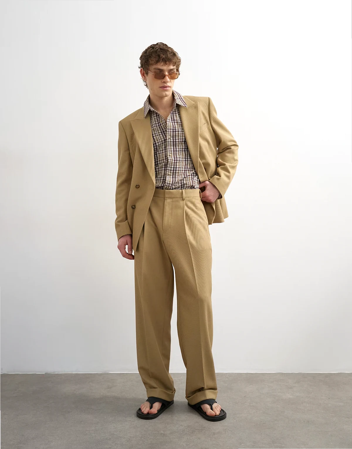 relaxed twill suit pants in beige