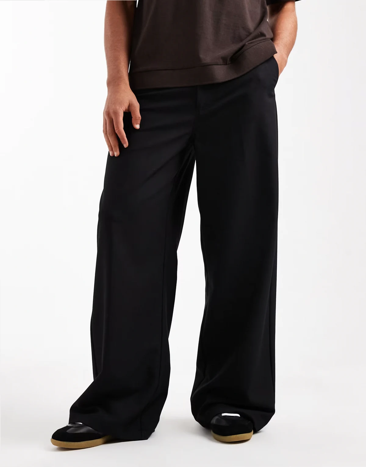 – Elegante Relaxed-Fit-Hose in Schwarz