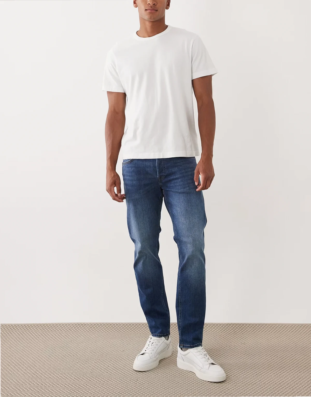 – Mike – Tapered Fit Jeans in Mittelblau