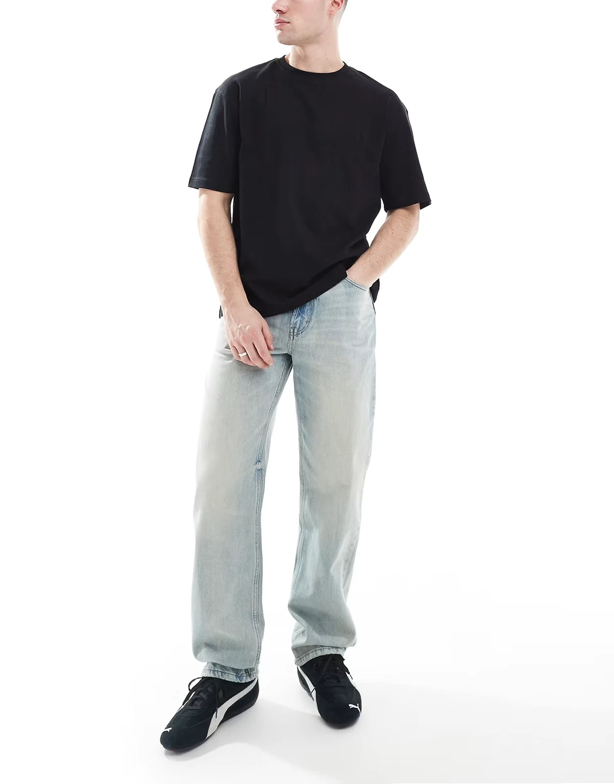 – Baggy-Jeans in Halen-Blau