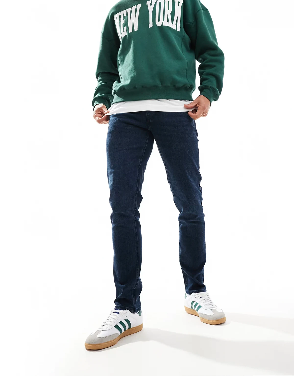 – Glenn – Schmal geschnittene Jeans in Dunkelblau/Schwarz