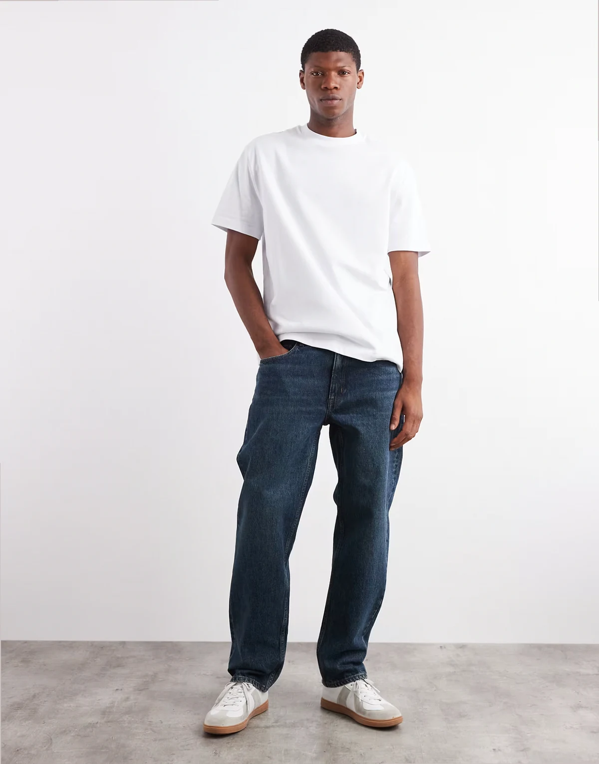 – Moby – Gerade Jeans aus Baumwolle in Dunkelblau