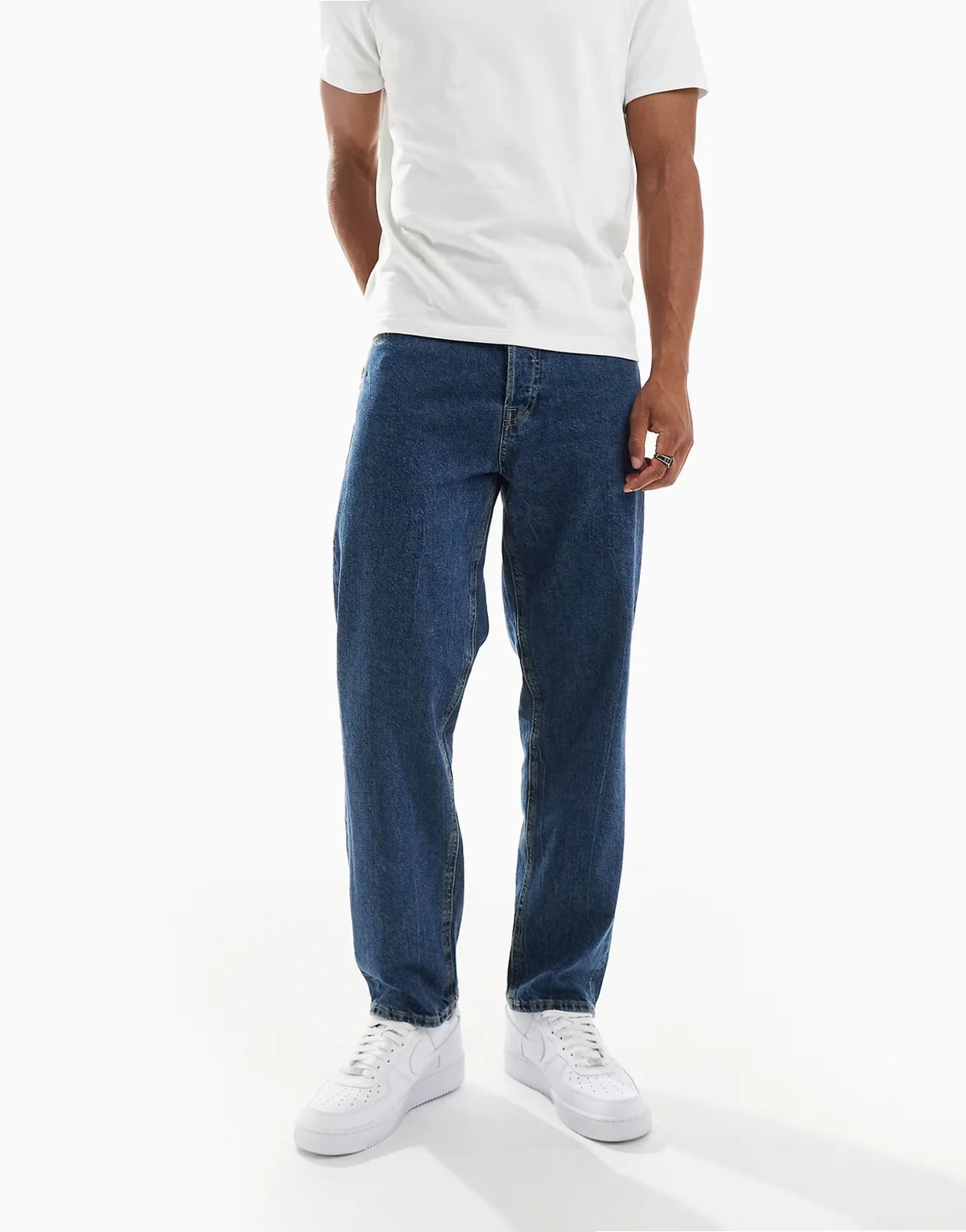 – Eddie – Niebieskie luźne jeansy w stylu vintage