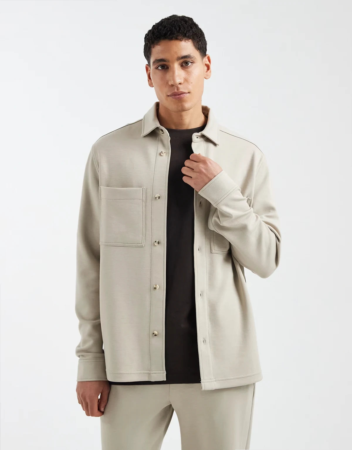 overshirt in beige - part of a set