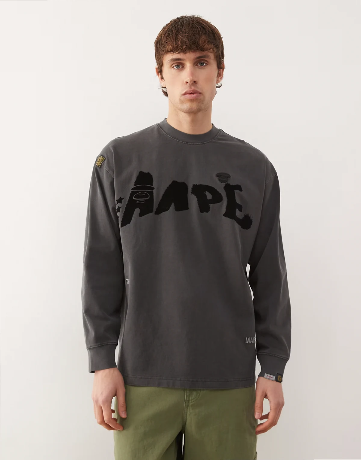 Aape by A Bathing Ape – Langärmliges Oversize-T-Shirt in verwaschenem Schwarz mit Graffiti-Print