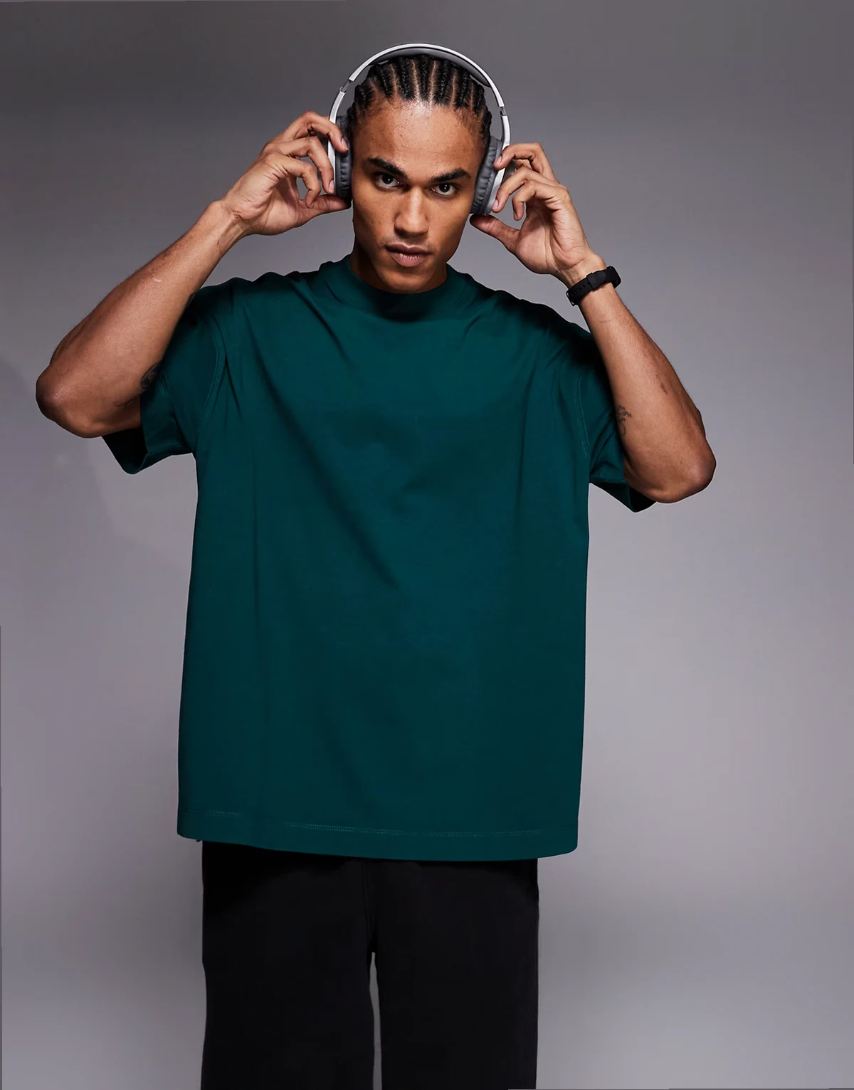 Icon heavyweight cotton oversized t-shirt with quick dry finish in washed bottle green