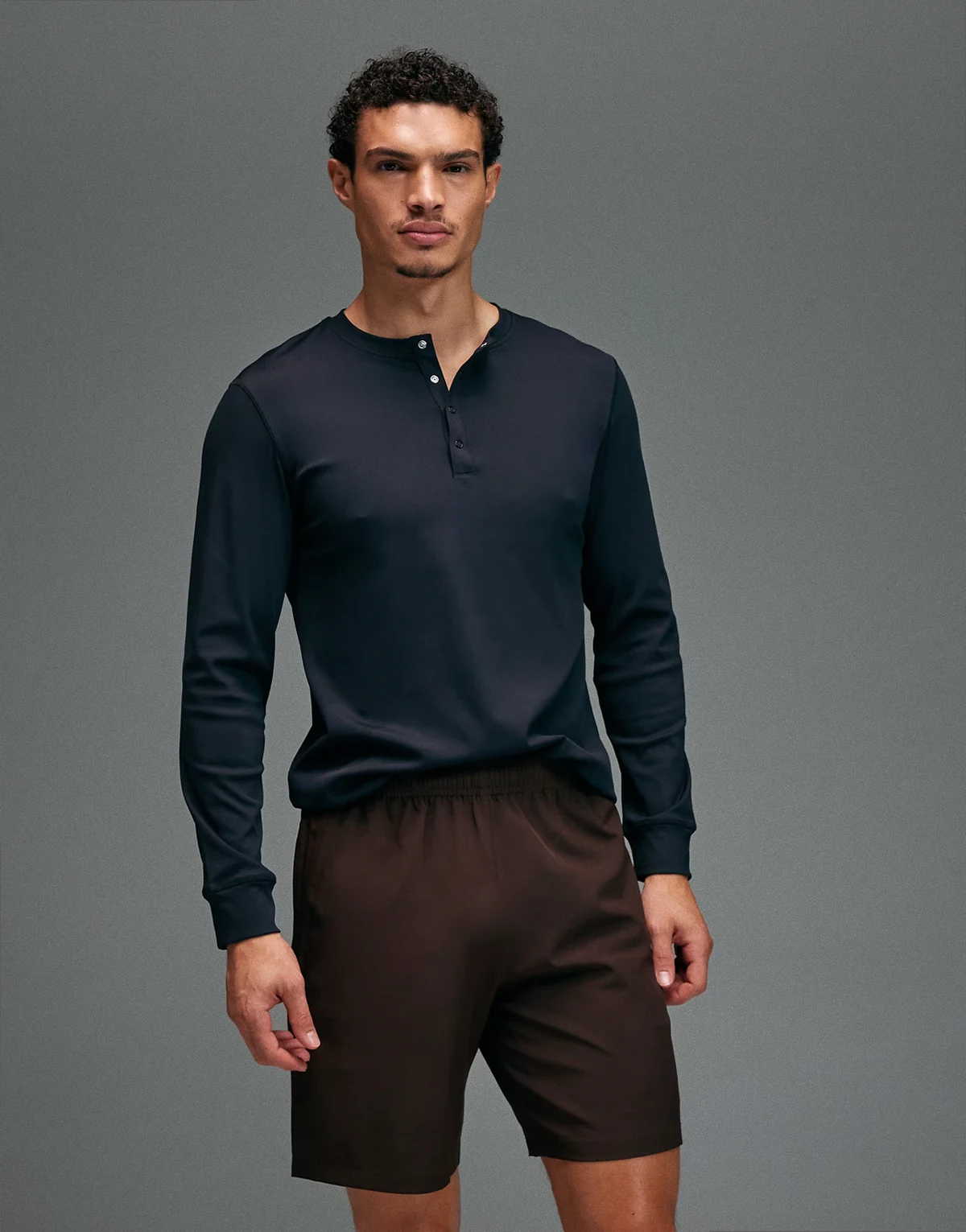 slim fit quick dry engineered ribbed long sleeve henley in black