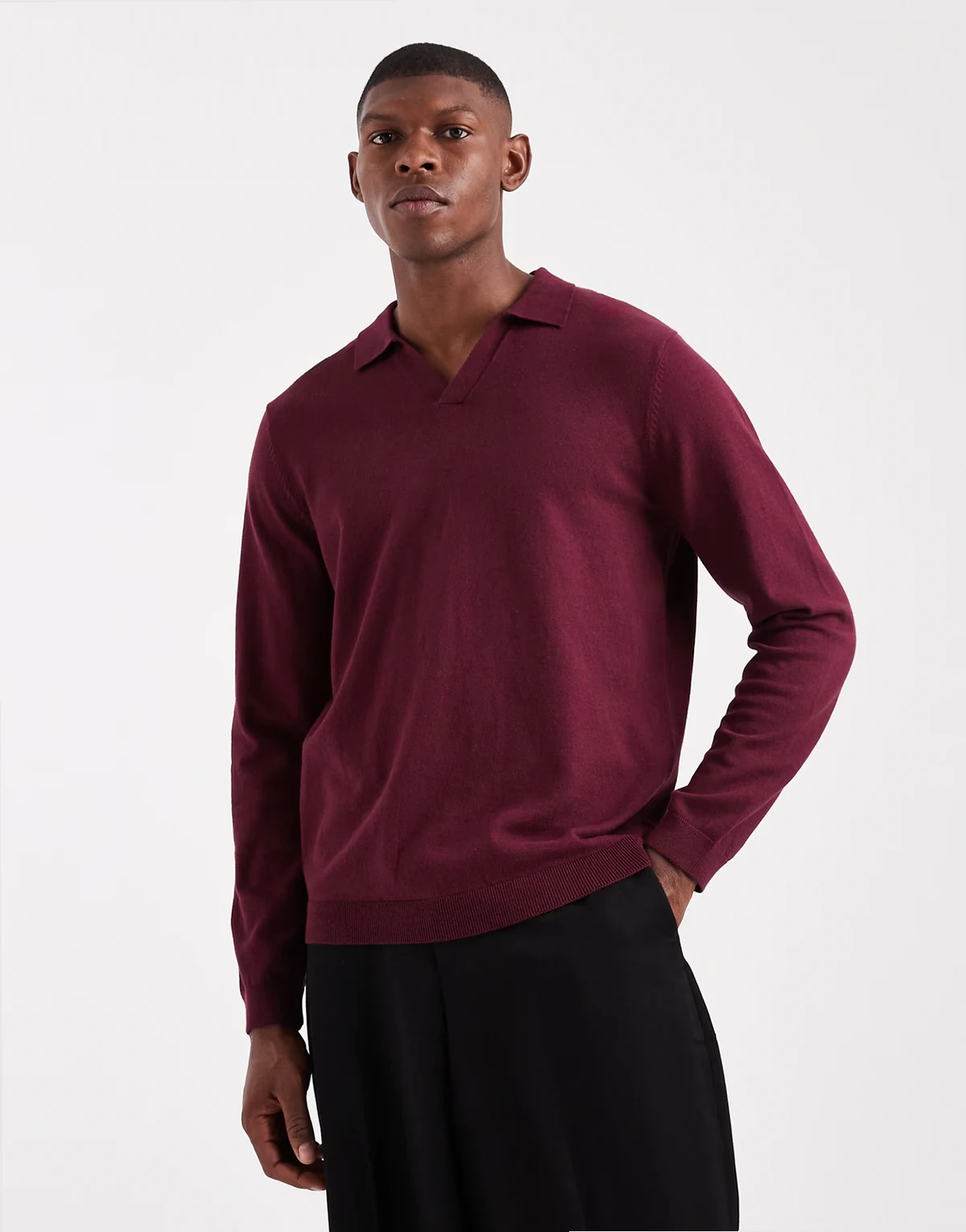 essential knit long sleeve notch neck polo shirt in burgundy