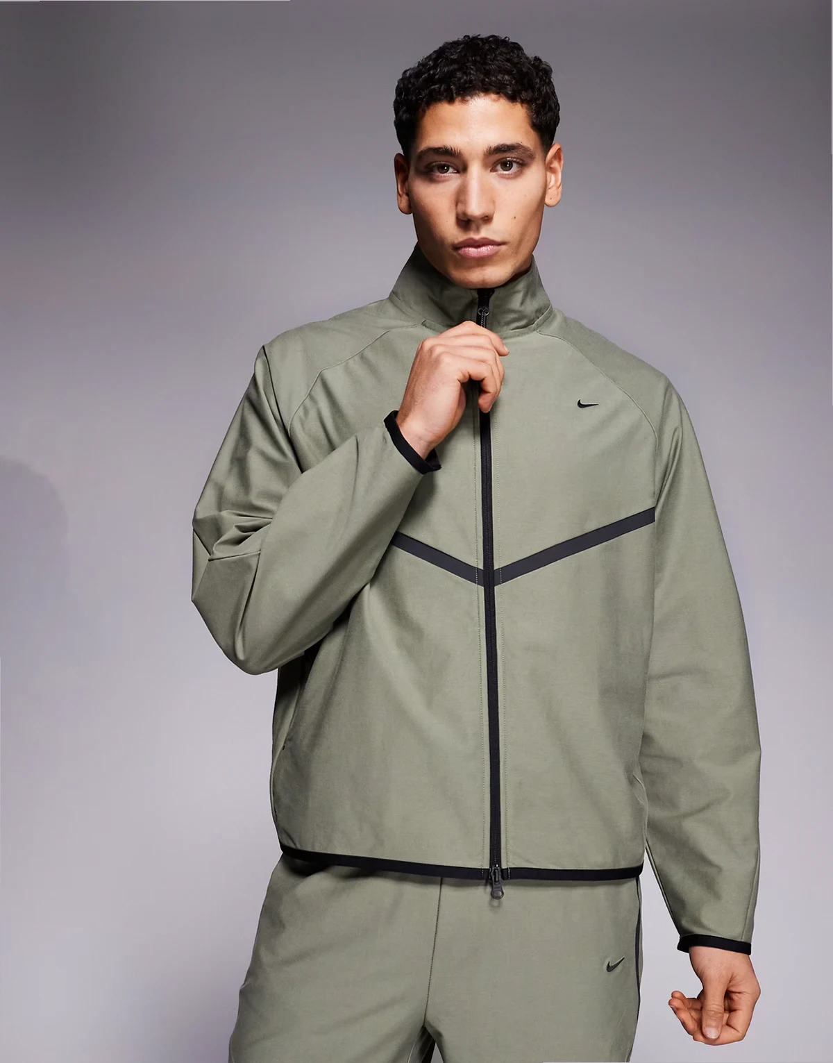 Tech full zip jacket in khaki green