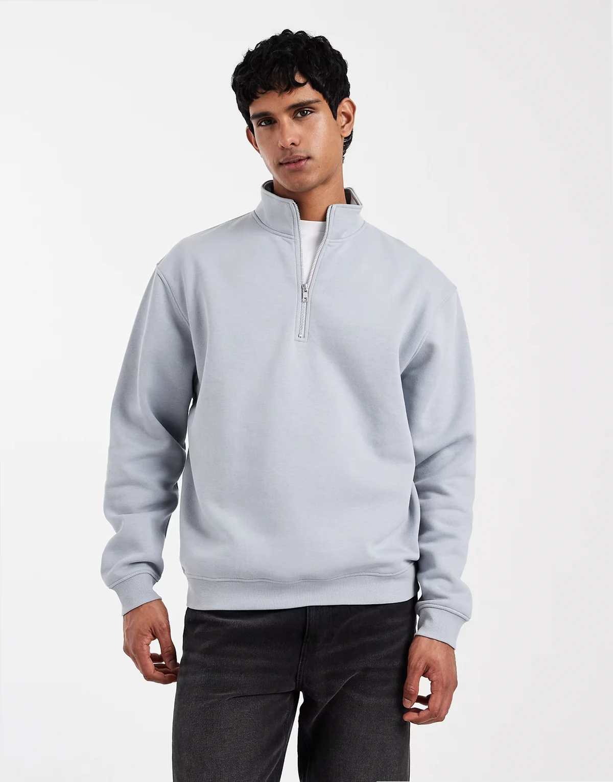 – Essentials – Oversize-Sweatshirt in Grau mit kurzem Reißverschluss