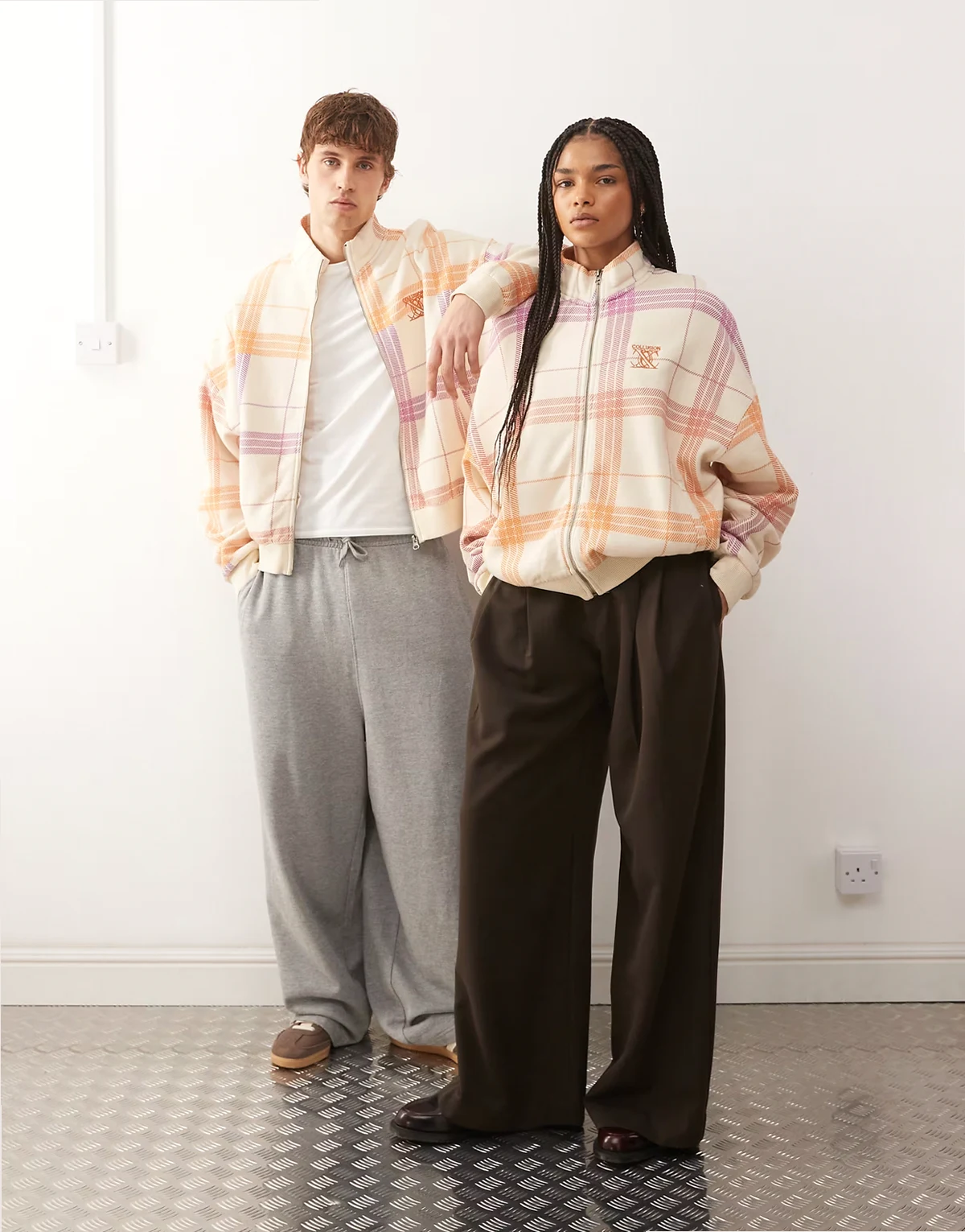 Unisex boxy sweatshirt track jacket in plaid