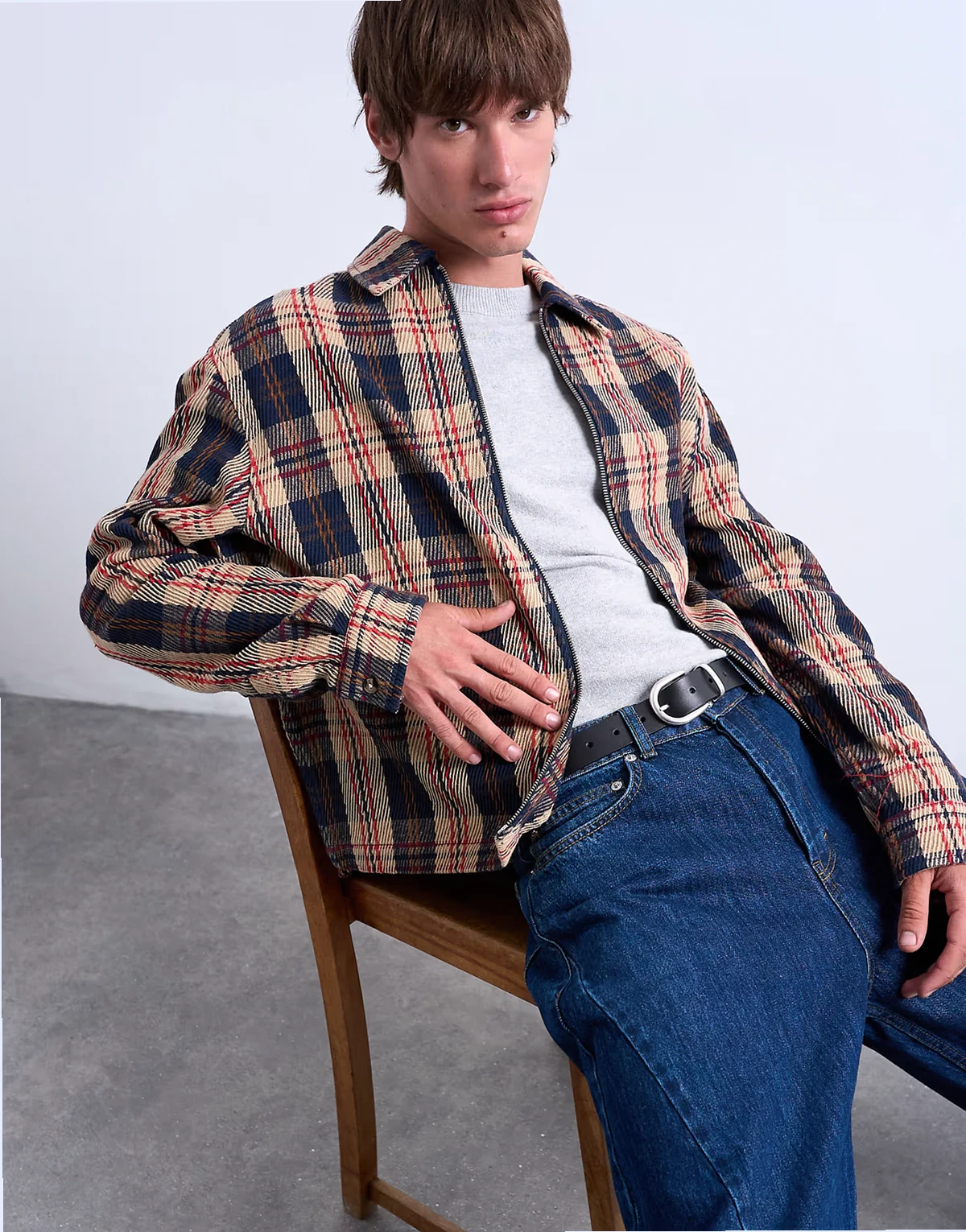 – Regular Fit Hemdjacke in Marineblau mit strukturiertem Karomuster und Reißverschluss