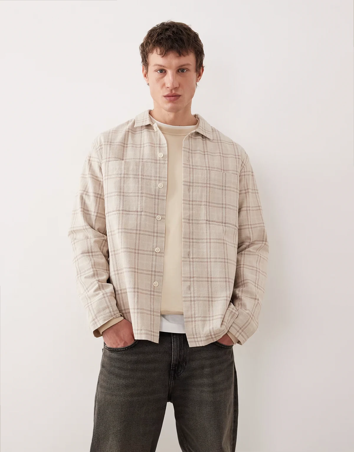– Strukturierte Hemdjacke in Beige kariert