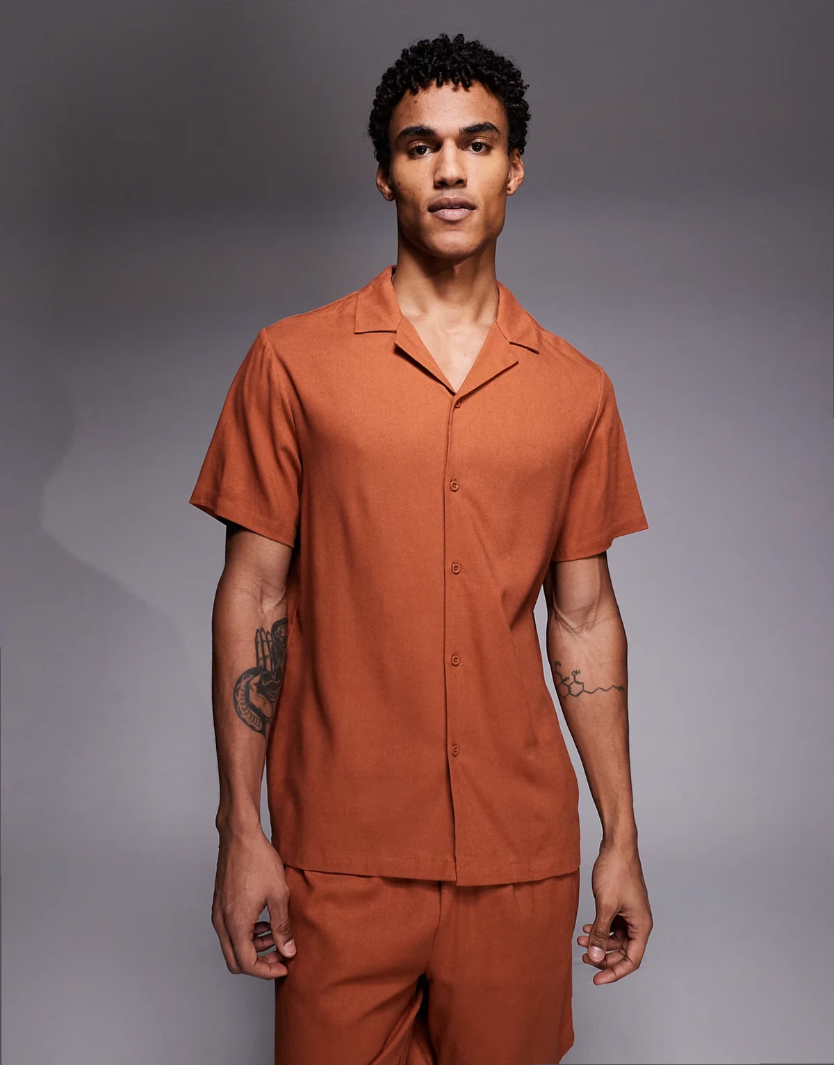 short sleeve linen blend shirt in rust