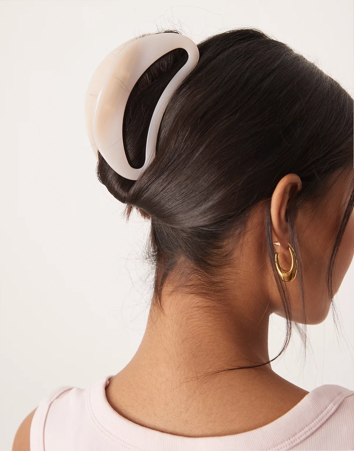 giga curve large hair claw in cream