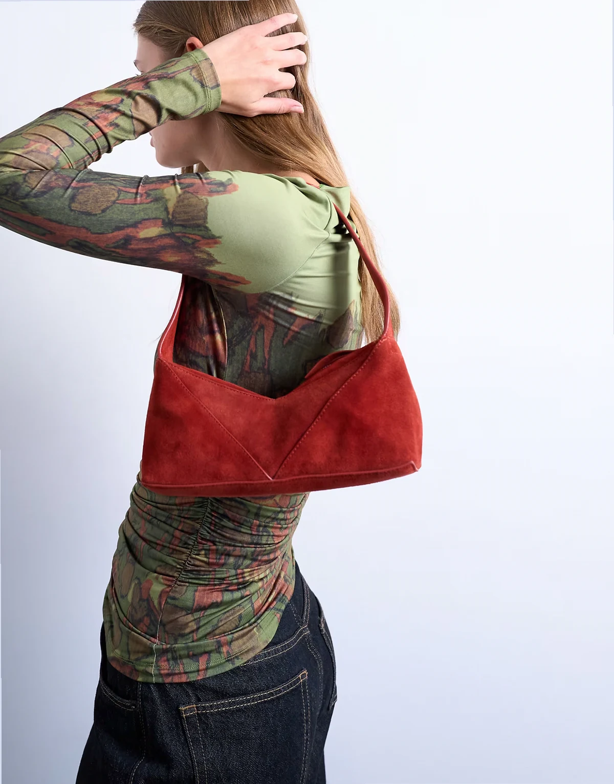 – Safia – Schultertasche aus Echtleder in Rostrot