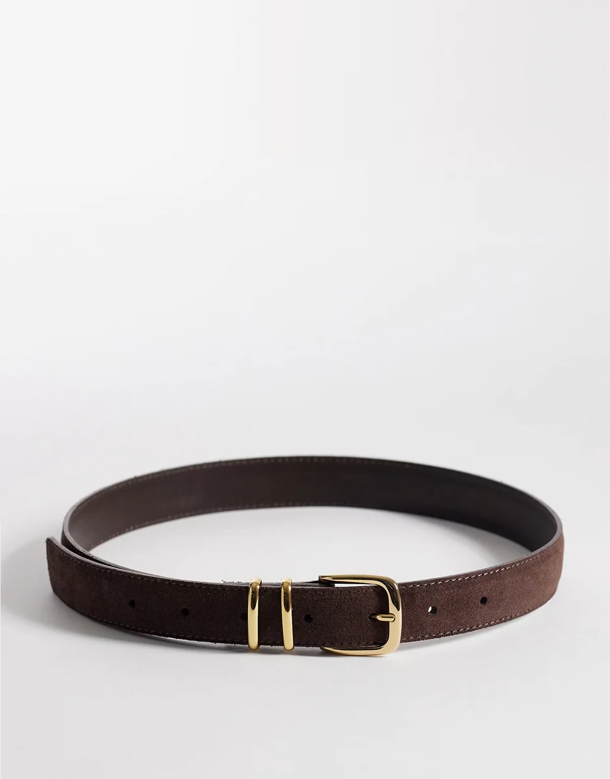 – Gürtel aus echtem Wildleder in Braun mit goldfarbener Schnalle