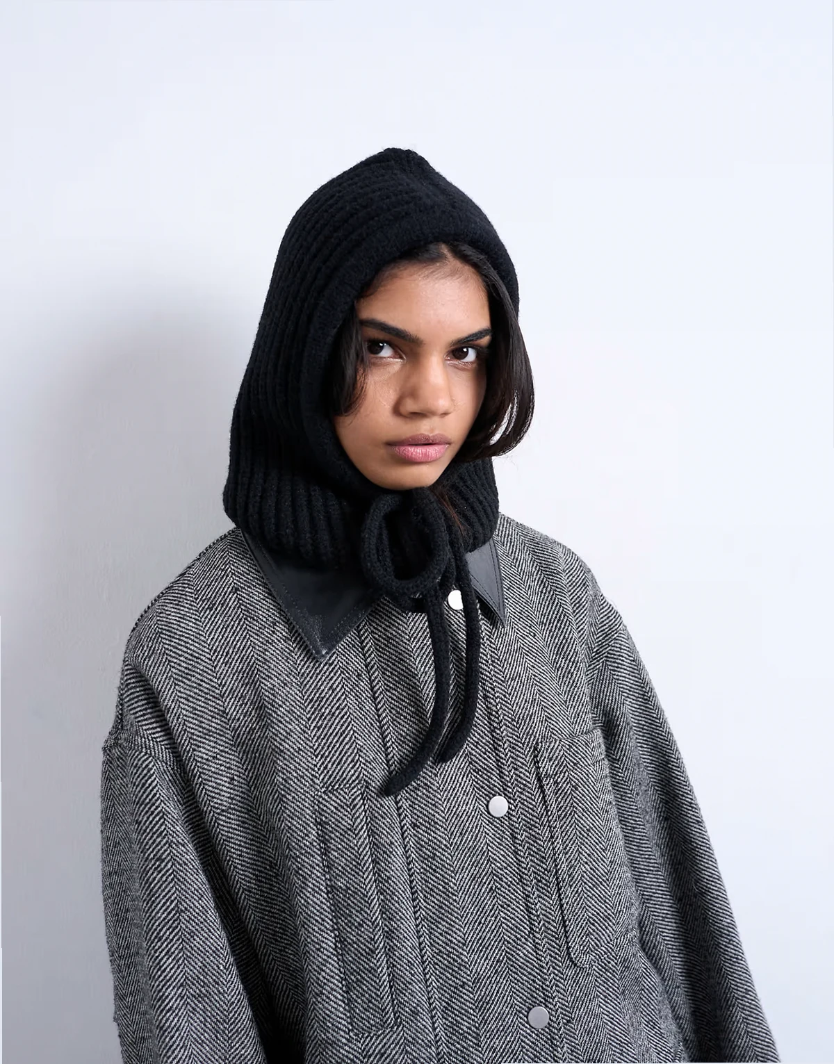 – Hero – Czarna, prążkowana kominiarka