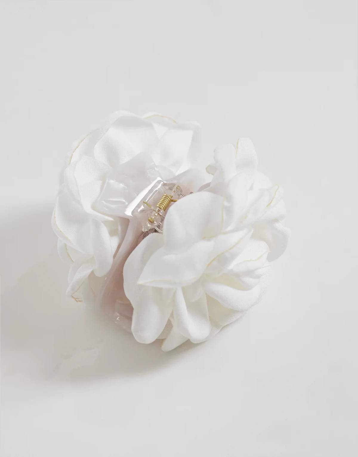 Rosa hair claw in white