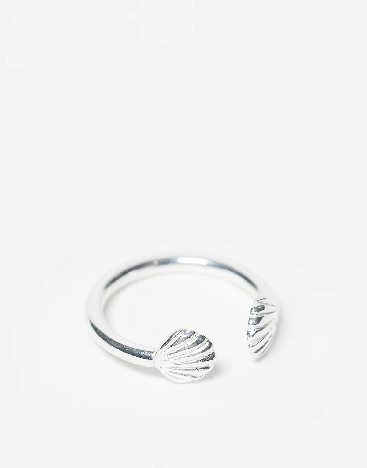 shell details open ring in sterling silver