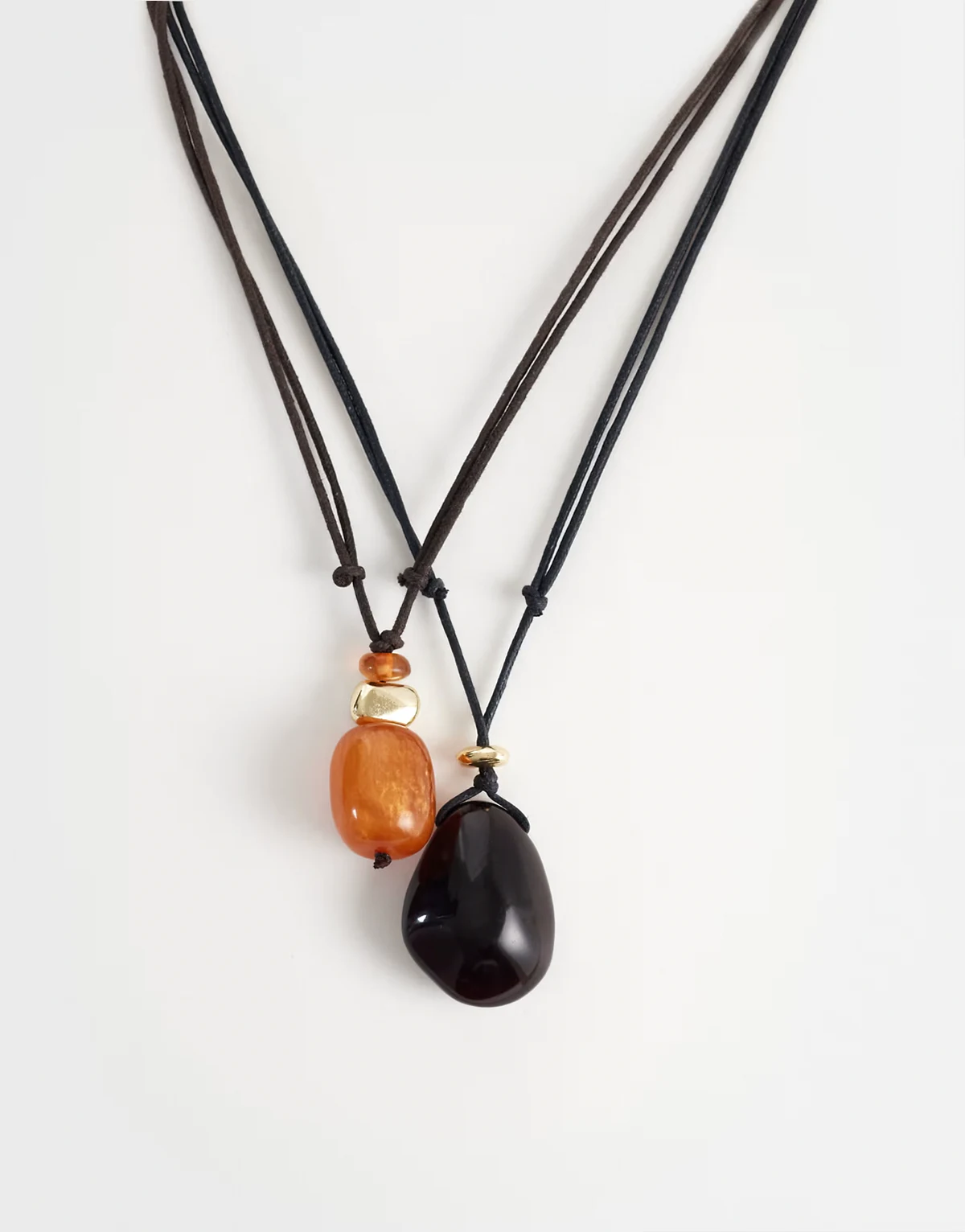 stacked pendent necklace in brown