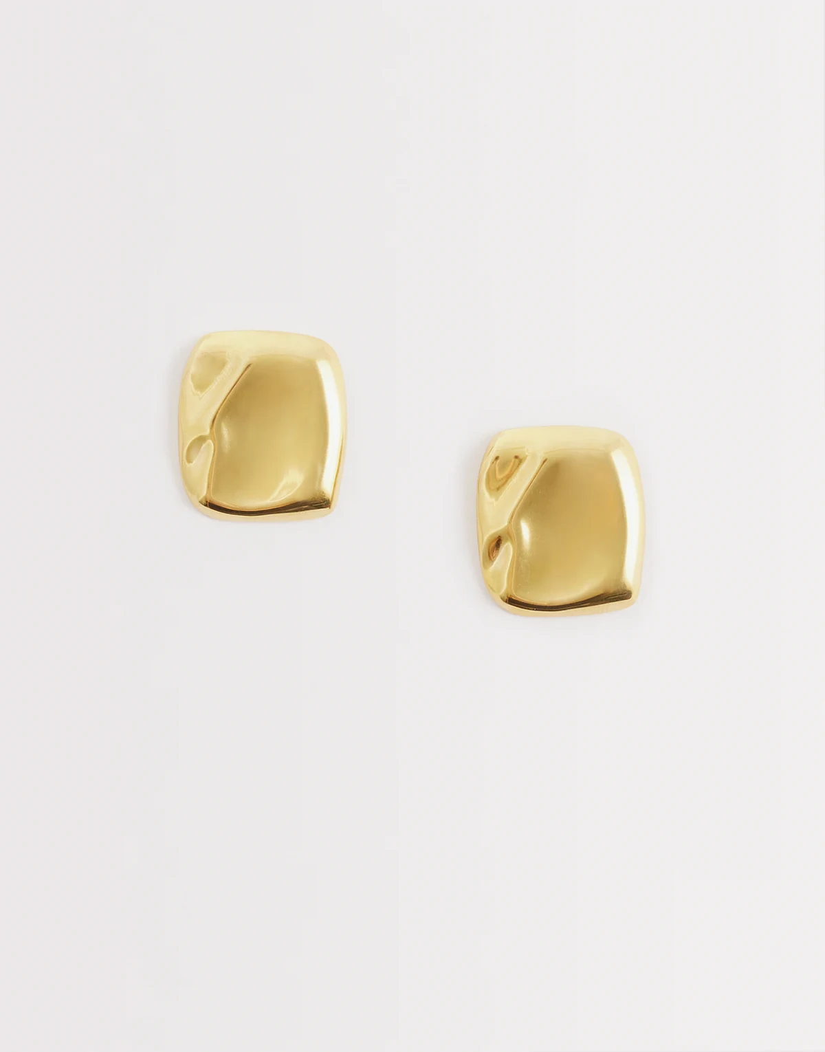 statement square studs in 18kt gold plate stainless steel
