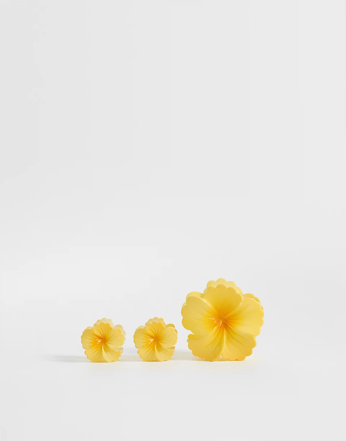 3-pack flower hair claw clips in yellow