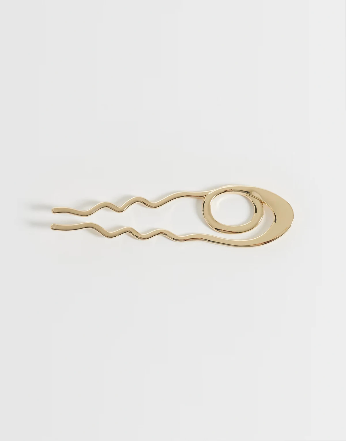 hair pin with twist detail in gold tone