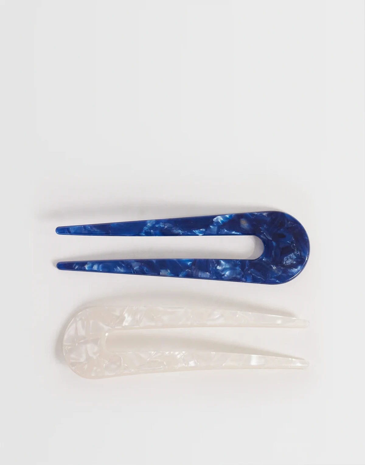 pack of 2 riviera resin french hair pins in multi