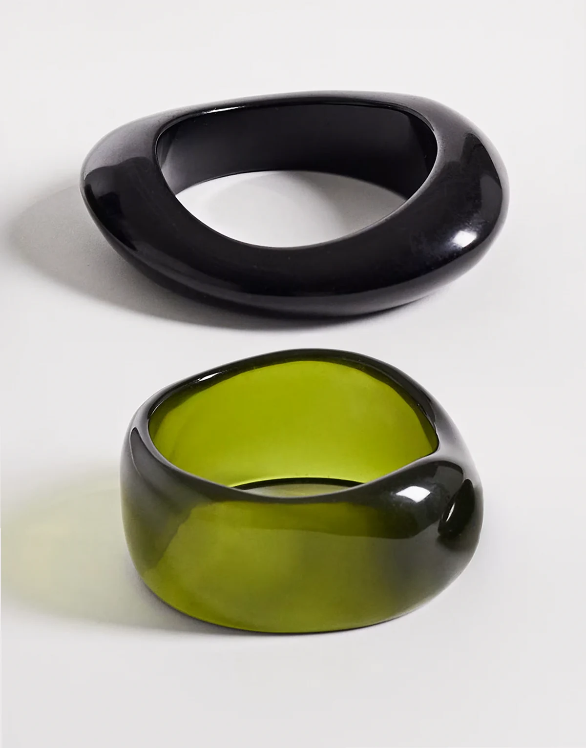 oversized bangle 2 pack in green and black