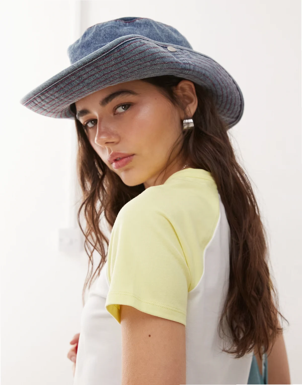 Unisex – Jeansowy kapelusz w stylu kowbojskim z efektem sprania