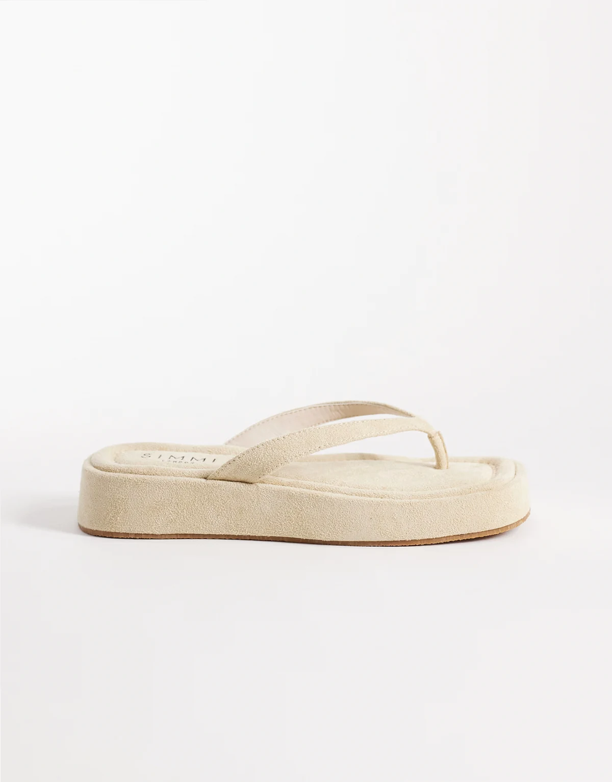 Simmi London – Kimmie – Sandalen aus Wildlederimitat in Steinbeige mit flacher Plateausohle