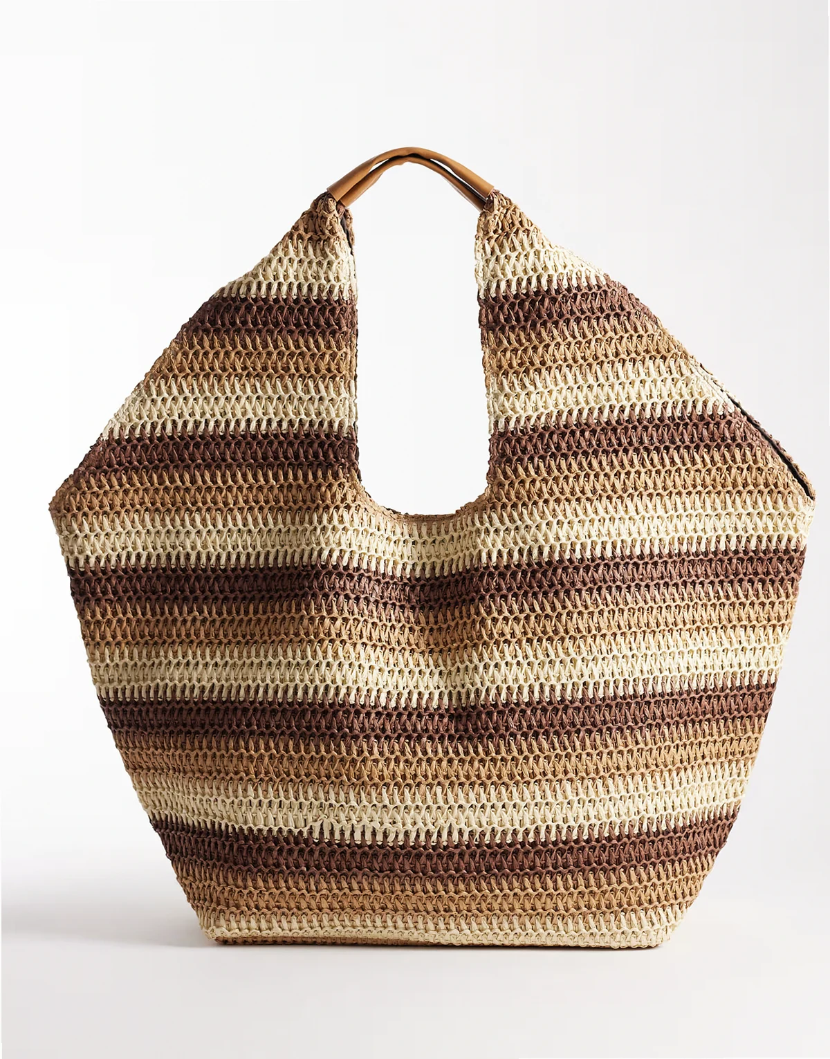 – Oversize-Tragetasche im Querformat in mit Streifenmuster in neutralen Farben