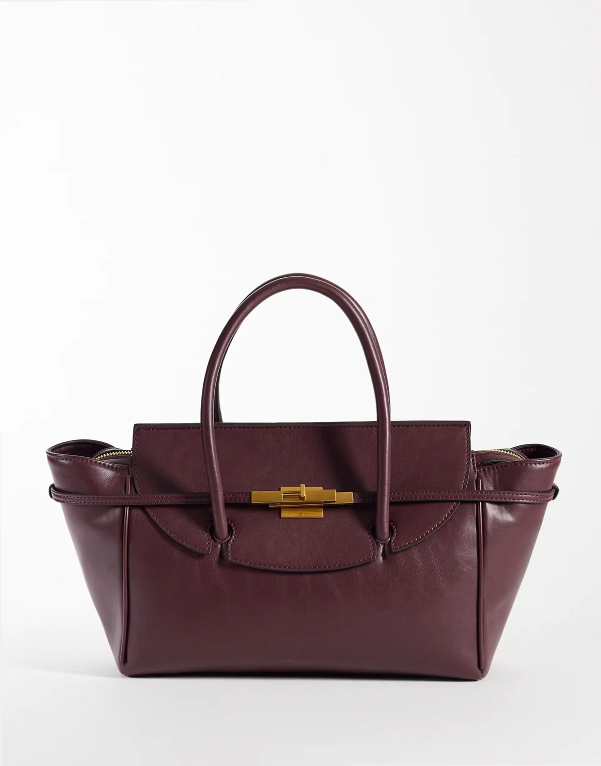 belted hardware grab handle tote in burgundy