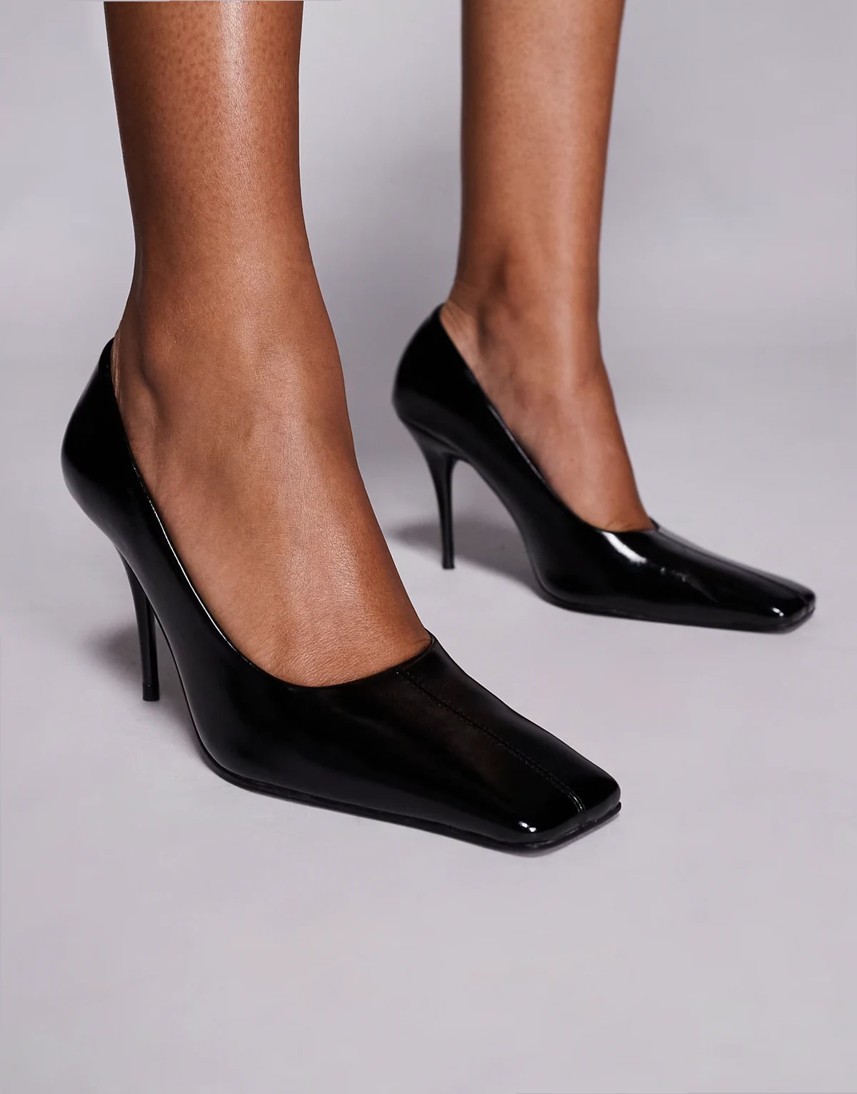 – Phillipa – Pumps in Schwarz mit eckiger Zehenpartie und hohem Absatz