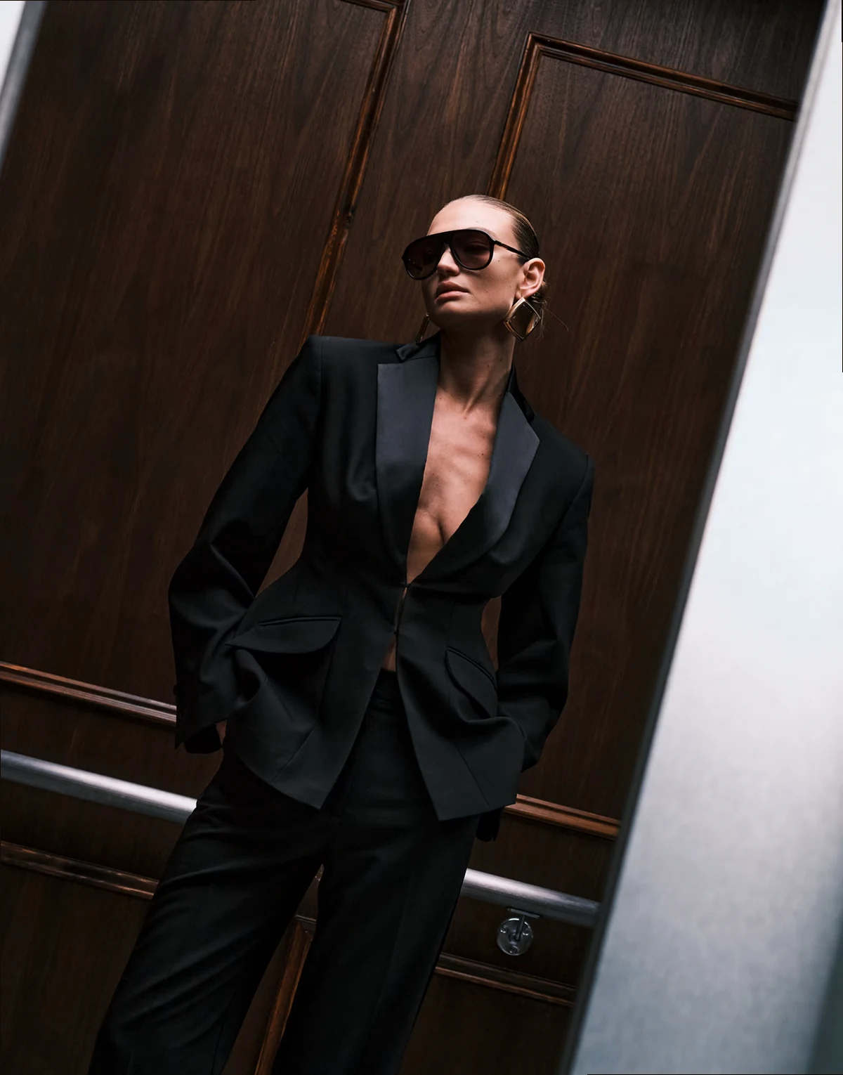 ultimate sculpted tuxedo suit blazer in black