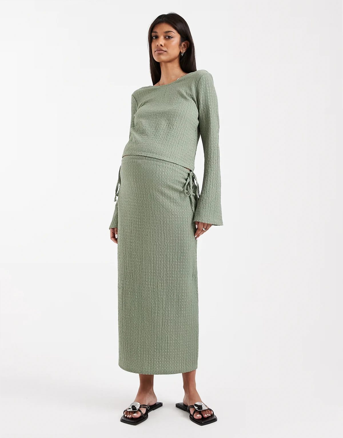 Mamalicious Maternity textured jersey tie waist midi skirt in khaki green - part of a set