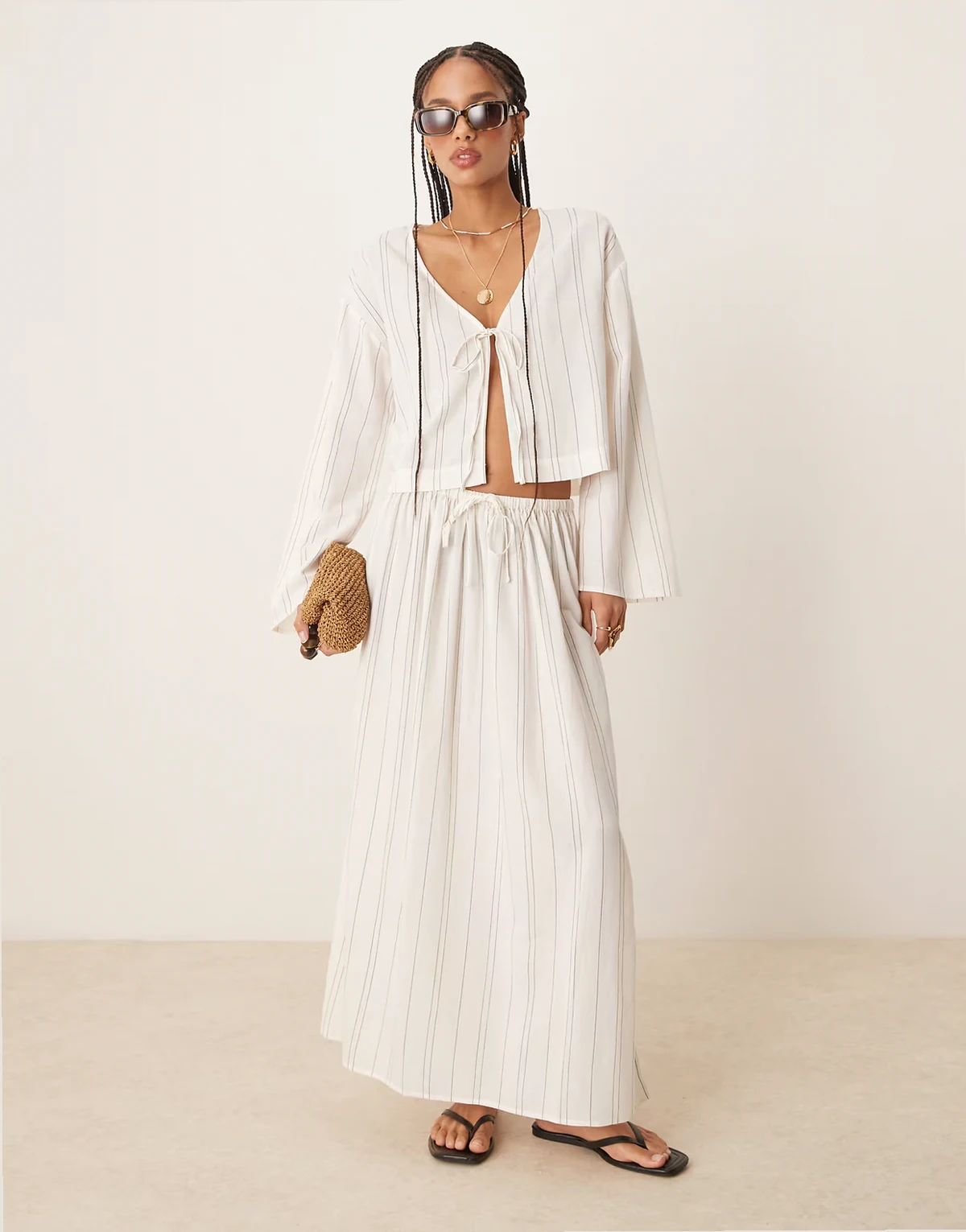 Belle linen blend beach skirt in mono stripe