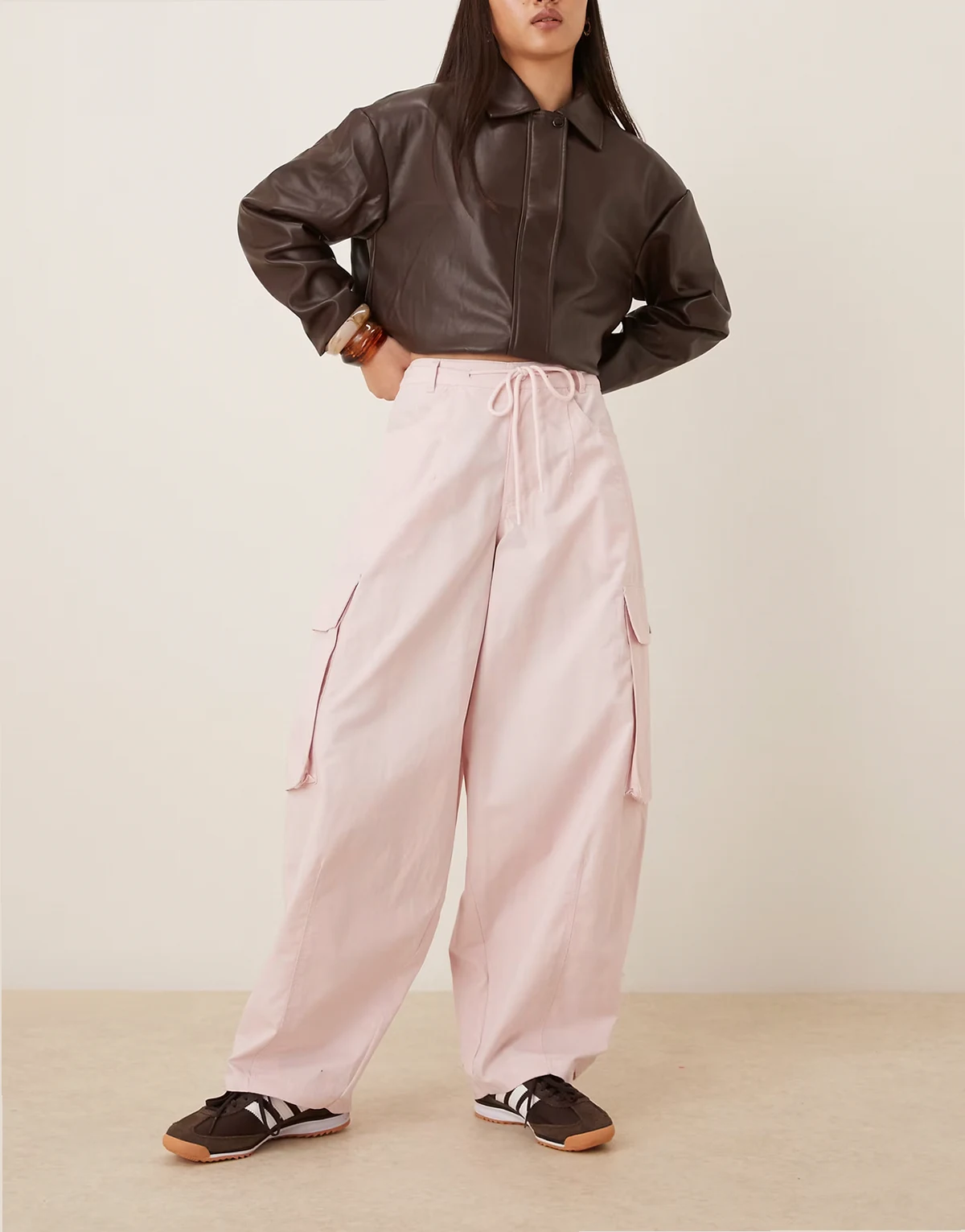 – Oversize-Ballonhose in Zartrosa mit Taschendetails