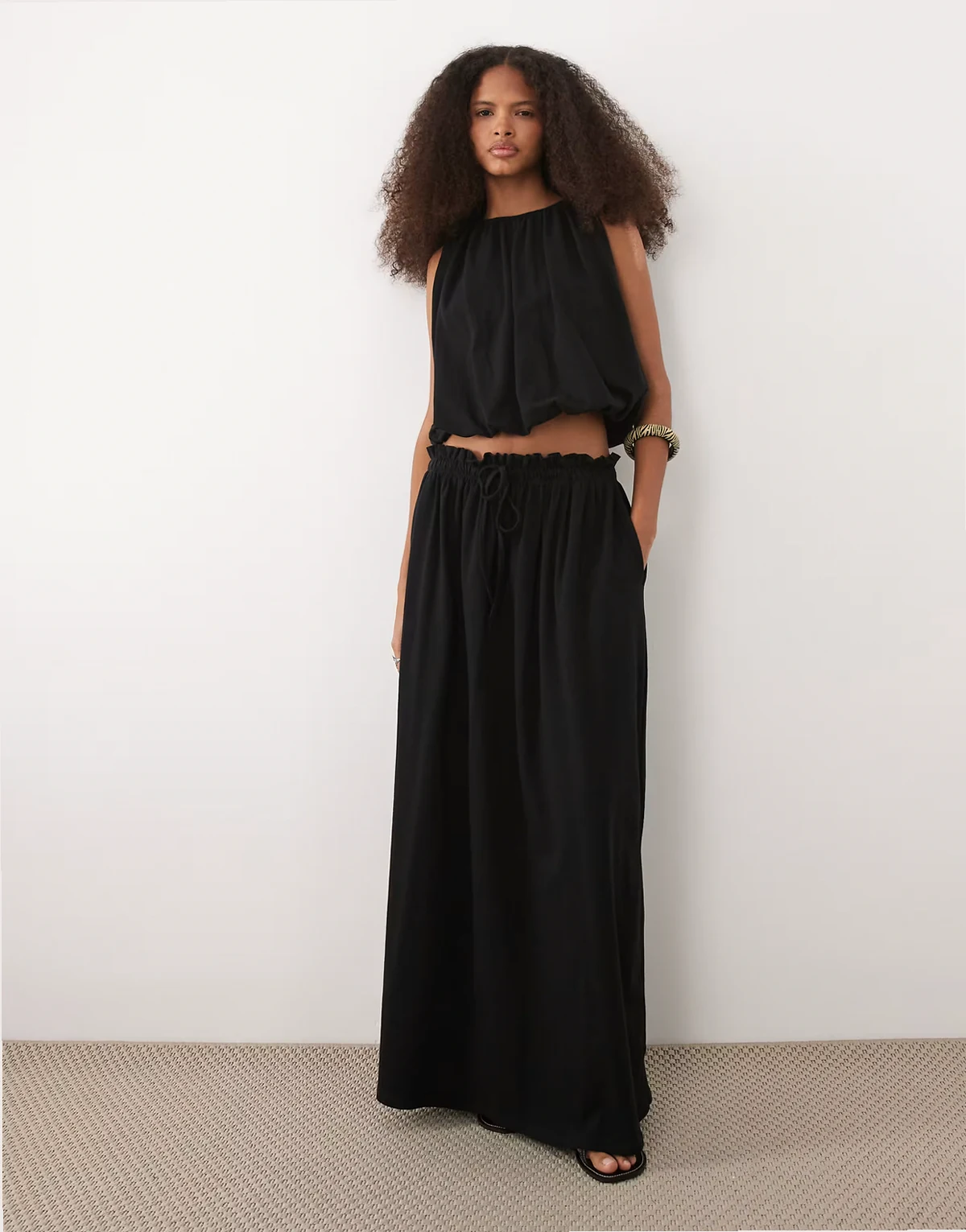 full skirt in black - part of a set