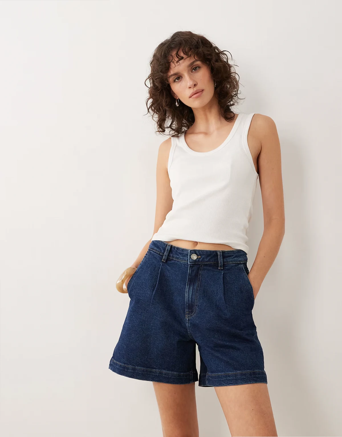 – Baggy-Jeansshorts in Mittelblau mit hohem Bund