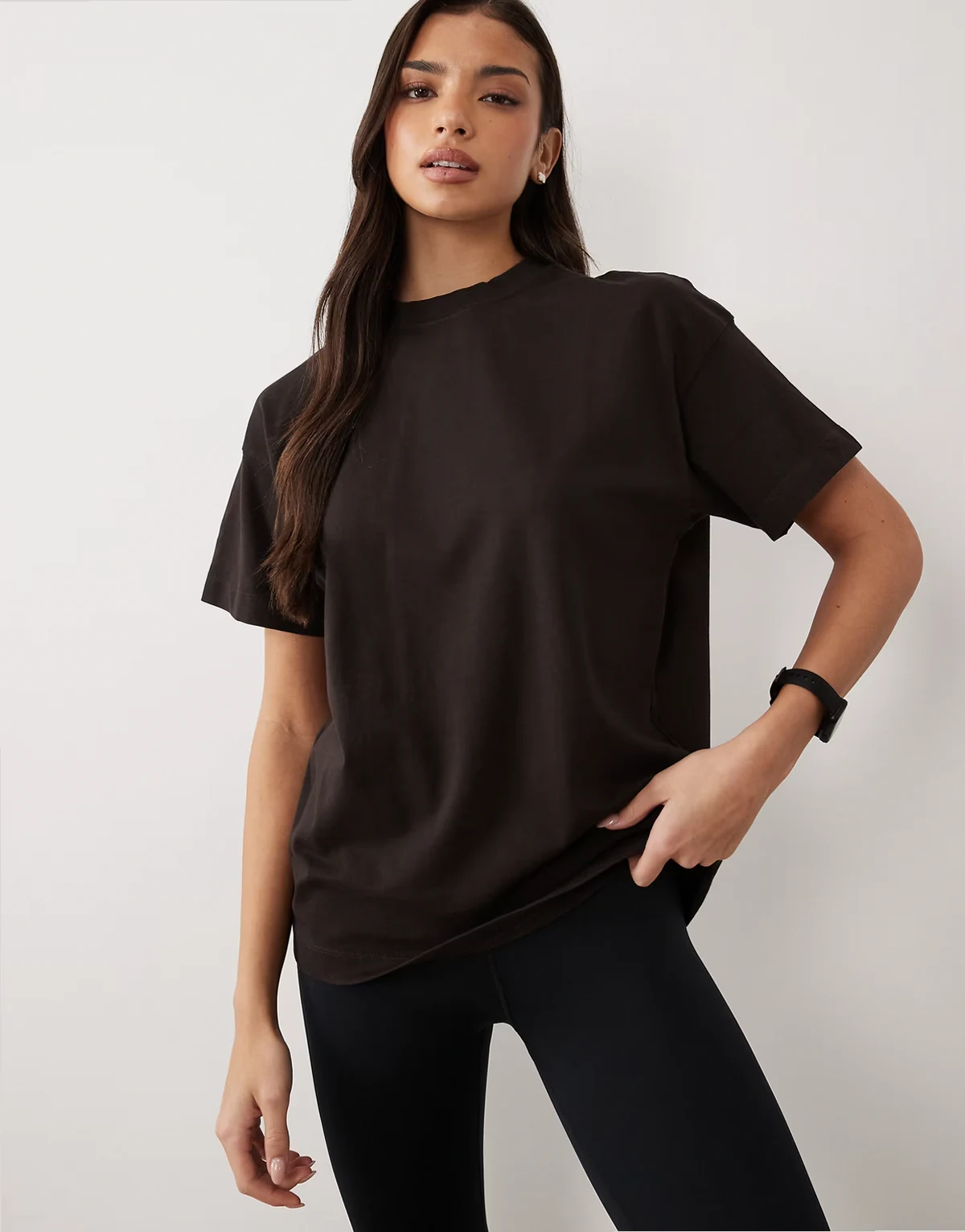 Icon heavyweight cotton oversized t-shirt with quick dry finish in washed chocolate