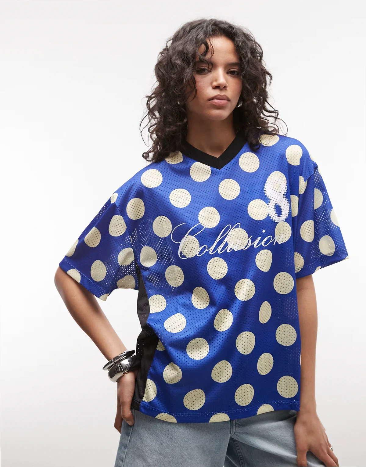 – T-Shirt aus Airtex in Blau mit Polka Dots