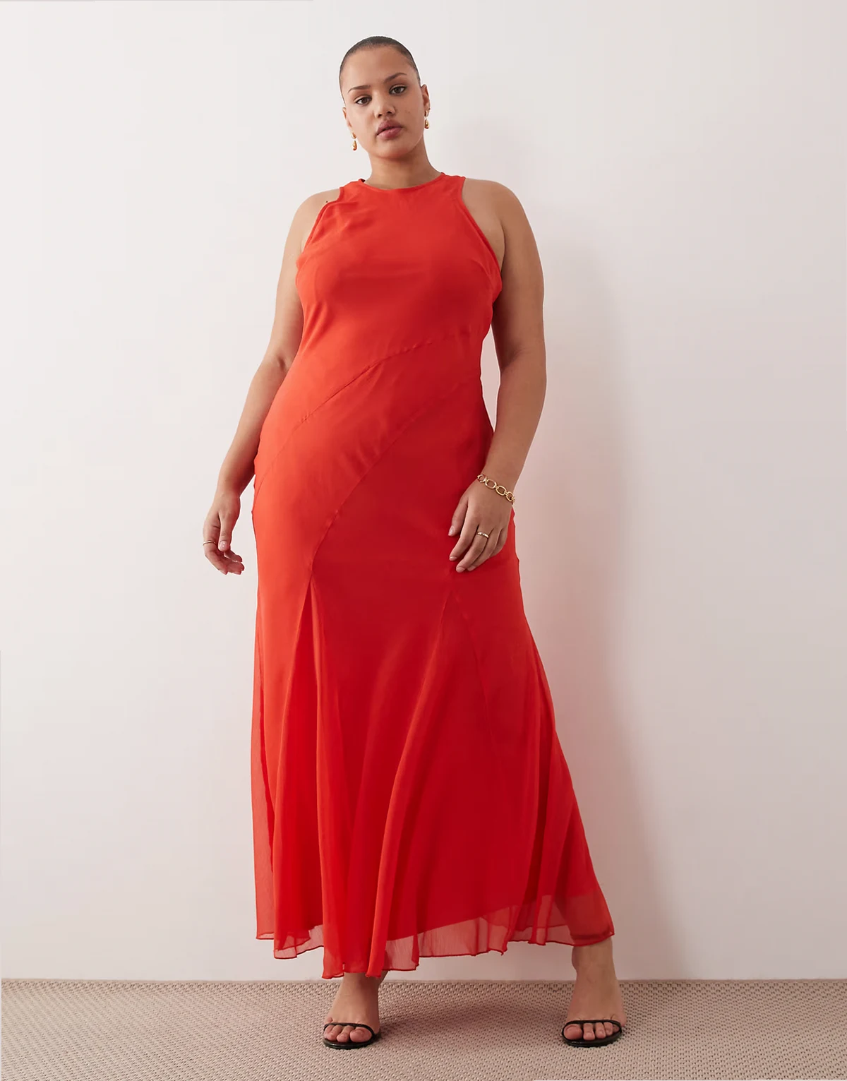ASOS DESIGN Curve – Czerwona sukienka maxi cięta ze skosu o fasonie bokserki z godetami